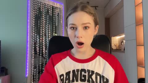 Alisa online show from January 2025 06:56:02 AM