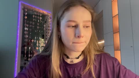 Alisa online show from March 2025 06:35:01 AM