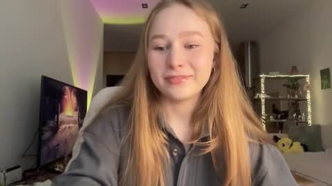 Alisa online show from November 2025 07:31:02 AM