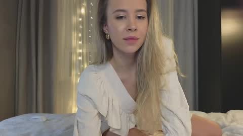 Alice online show from December 2024 10:30:02 PM