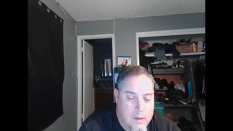 whydoidothis77 online show from November 2025 12:33:01 AM