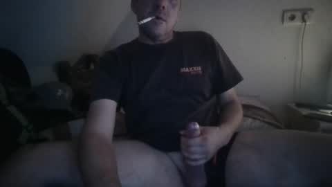 wichser1983 online show from September 2025 07:04:01 PM