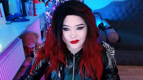 Snapshot of wickedxqueen chatting on February 2025 04:31:01 AM Laura online show from February 2025 04:31:01 AM