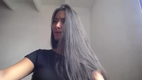 Snapshot of wifhot chatting on November 2025 02:17:01 PM Ilauren online show from November 2025 02:17:01 PM