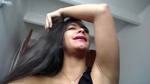 Ilauren online show from March 2026 01:26:02 PM