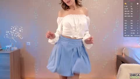 Snapshot of wild_berrrie chatting on October 2025 04:37:01 AM Alice online show from October 2025 04:37:01 AM