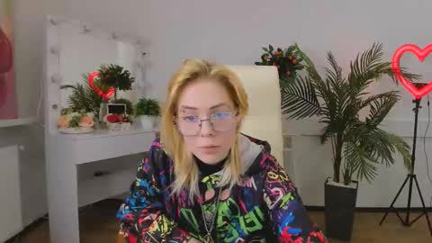 Snapshot of wild_berry_soul chatting on October 2025 06:36:01 AM wild_berry_soul online show from October 2025 06:36:01 AM