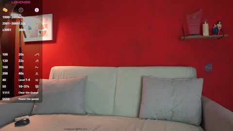 wild_col online show from October 2025 12:02:02 PM