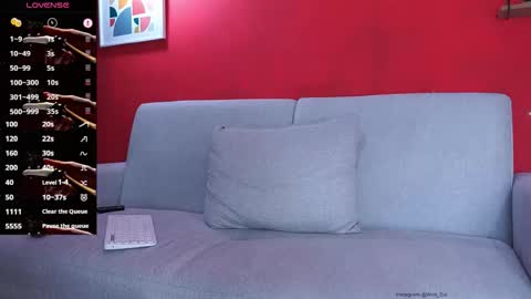 wild_col online show from November 2025 01:44:01 PM