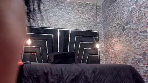 wild_firee_ online show from March 2026 08:13:01 PM