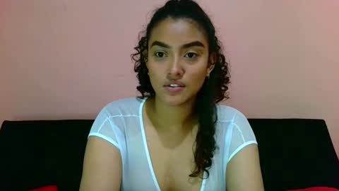 Snapshot of wild_moanaa chatting on January 2025 07:49:01 AM Jennifer wild online show from January 2025 07:49:01 AM