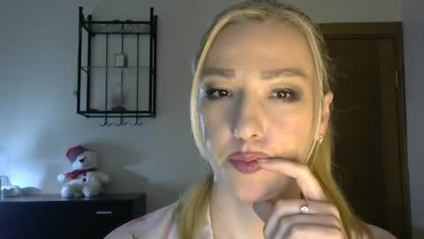 Alina online show from February 2025 02:33:01 PM