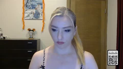 Alina online show from November 2025 01:46:01 PM