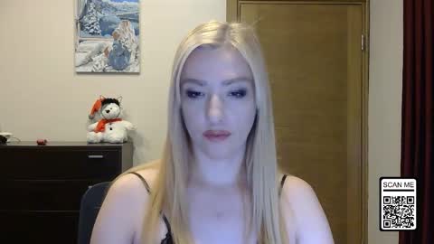 Alina online show from November 2025 02:42:02 PM