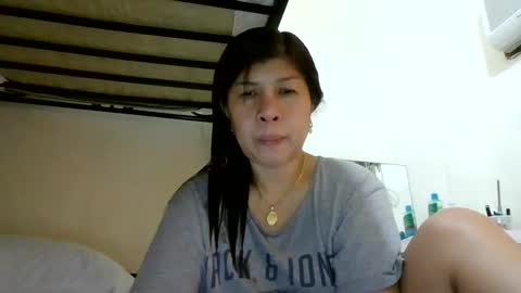 Snapshot of wildbrownchick69 chatting on March 2026 04:06:01 AM WildChick online show from March 2026 04:06:01 AM