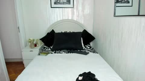 Miss Deea online show from April 2026 10:39:02 AM