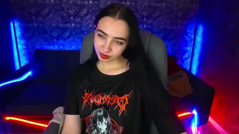 Alena online show from March 2025 01:51:01 PM