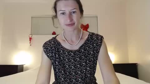 Snapshot of wildrose_l chatting on February 2025 03:06:01 AM WildRose L - check my Pinned tweet if you dont see me online within 5 minutes after Ive sent email notifications online show from February 2025 03:06:01 AM