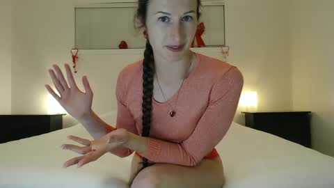 Snapshot of wildrose_l chatting on February 2025 02:50:01 AM WildRose L - check my Pinned tweet if you dont see me online within 5 minutes after Ive sent email notifications online show from February 2025 02:50:01 AM