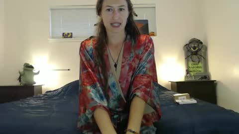 Snapshot of wildrose_l chatting on October 2025 12:47:01 AM WildRose L - check my Pinned tweet if you dont see me online within 5 minutes after Ive sent email notifications online show from October 2025 12:47:01 AM