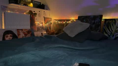 wildsable_ online show from November 2025 06:30:01 PM