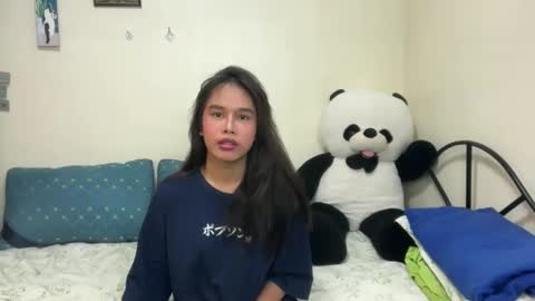 Snapshot of wildtightass chatting on November 2025 01:39:02 PM Rhean online show from November 2025 01:39:02 PM