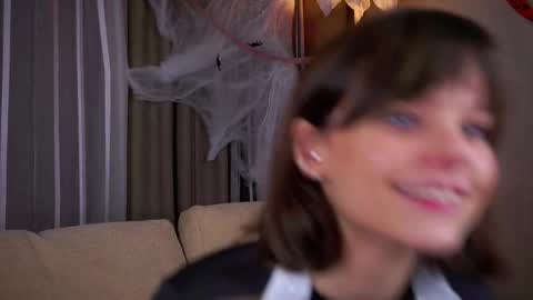 Eva online show from October 2025 01:06:02 AM