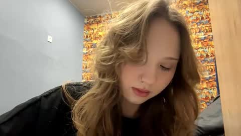 Snapshot of willenasow chatting on January 2026 07:19:02 PM Olivia online show from January 2026 07:19:02 PM