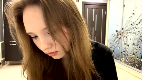 Snapshot of willenasow chatting on March 2026 04:11:02 PM Olivia online show from March 2026 04:11:02 PM