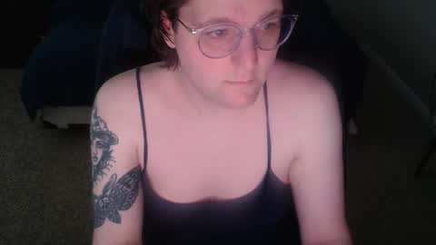 Snapshot of willh8967 chatting on June 2026 02:52:01 PM LunaSweet online show from June 2026 02:52:01 PM