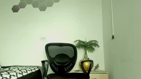 William Parra online show from March 2025 09:11:02 PM