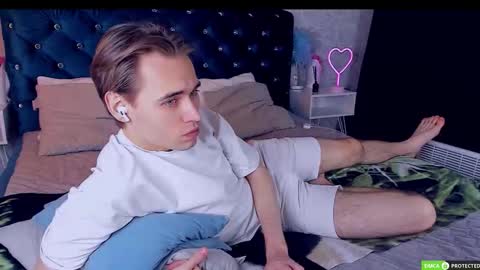 William online show from September 2025 03:07:02 AM