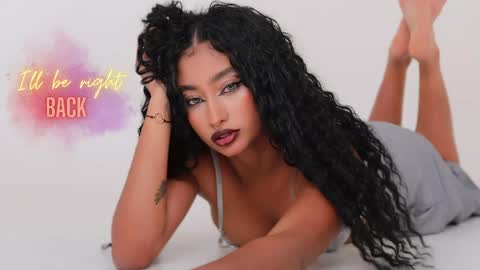 Ms Willow online show from May 2026 12:12:01 PM