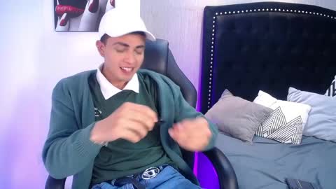 Willy online show from April 2026 08:36:02 PM