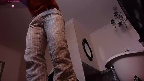 Snapshot of wilsonjules chatting on September 2025 04:39:02 AM WilsonJules online show from September 2025 04:39:02 AM