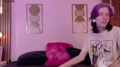 Winchester Hanna online show from April 2026 08:31:02 PM