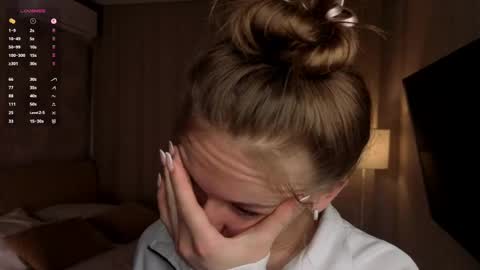 Sofia online show from April 2026 09:39:33 PM