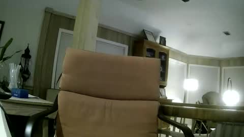 Snapshot of winedog2020 chatting on May 2026 05:16:02 AM Gundja Man online show from May 2026 05:16:02 AM