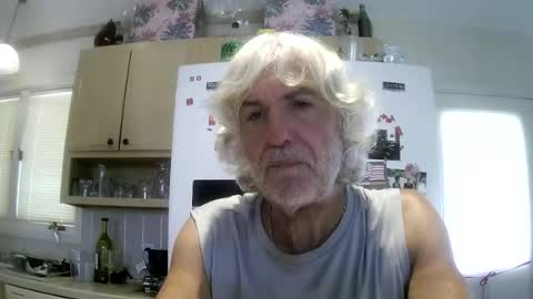 Snapshot of winedog2020 chatting on July 2026 04:33:01 PM Gundja Man online show from July 2026 04:33:01 PM