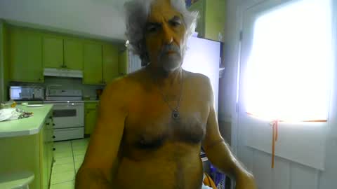 Snapshot of winedog2020 chatting on July 2026 12:12:02 PM Gundja Man online show from July 2026 12:12:02 PM