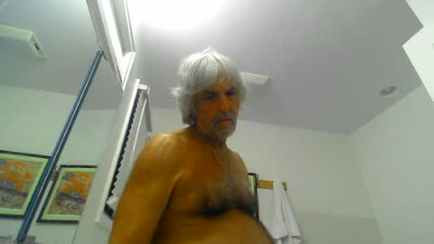 Snapshot of winedog2020 chatting on July 2026 03:37:02 AM Gundja Man online show from July 2026 03:37:02 AM