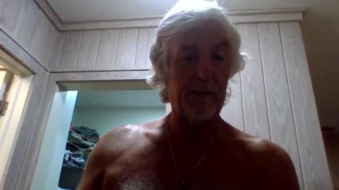 Snapshot of winedog2020 chatting on July 2026 06:02:02 AM Gundja Man online show from July 2026 06:02:02 AM