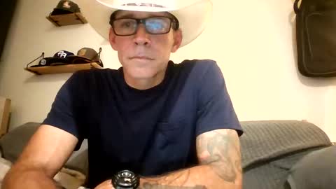 wingnutt765733 online show from March 2026 04:51:02 AM