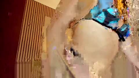 Wini Fer online show from April 2026 12:42:01 PM