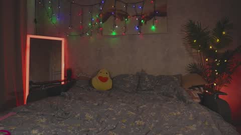 Your little D online show from January 2025 03:29:01 PM