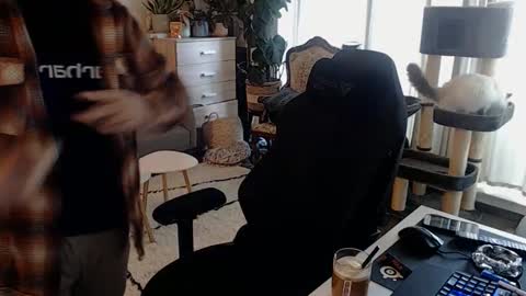 cream36 online show from October 2025 07:41:01 AM