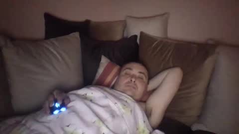 winston1982q online show from April 2026 05:37:01 PM