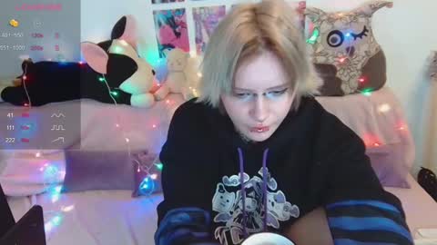 Snapshot of winstyxt chatting on December 2024 03:24:02 PM winstyxt online show from December 2024 03:24:02 PM