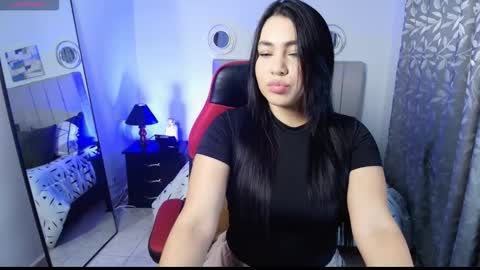 Snapshot of winter_night32 chatting on February 2026 12:27:01 PM Liu online show from February 2026 12:27:01 PM