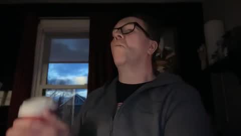 wintyr online show from November 2025 10:09:02 PM